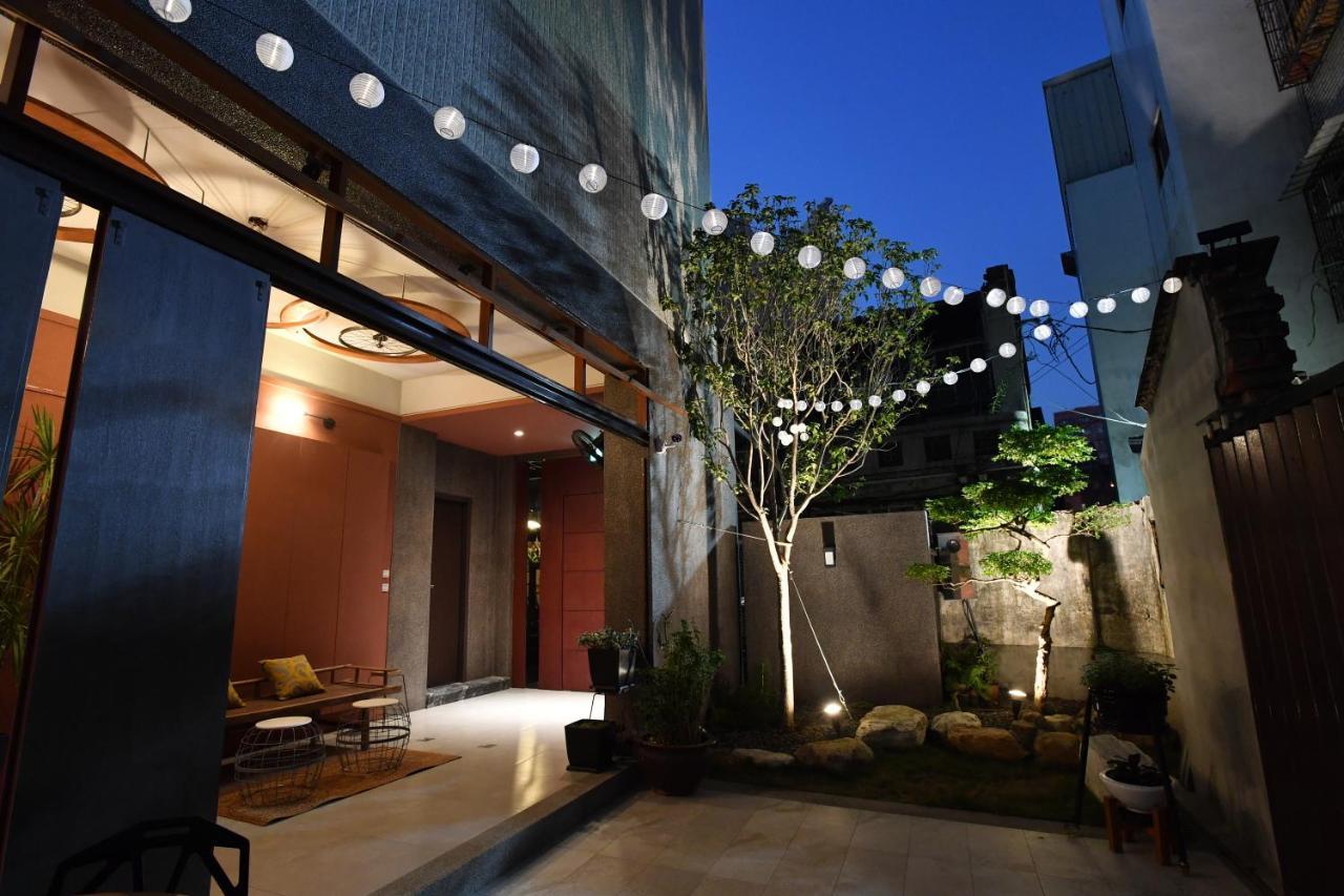 Fu'S House 52 Hotel Tainan Exterior photo