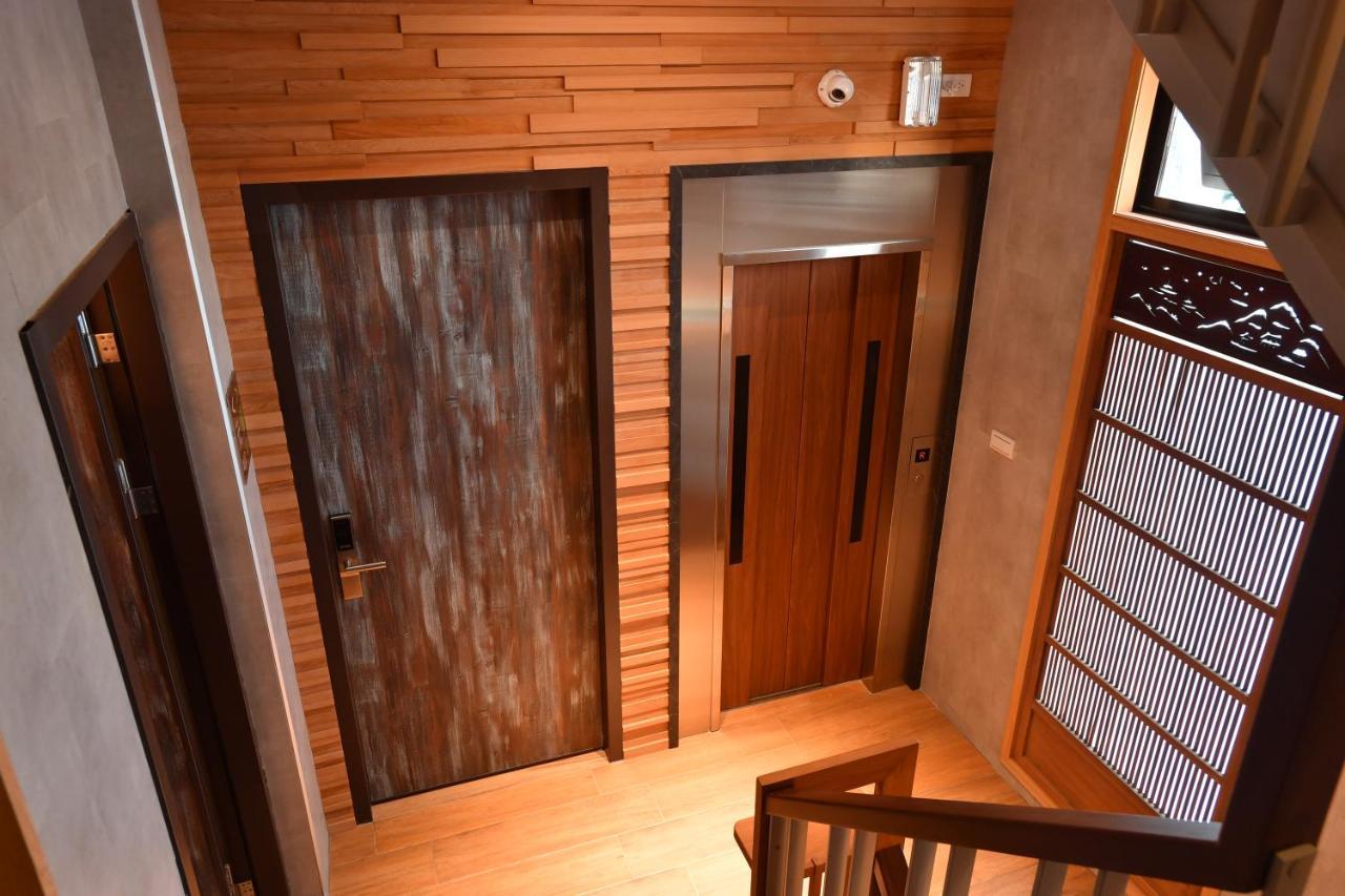 Fu'S House 52 Hotel Tainan Exterior photo